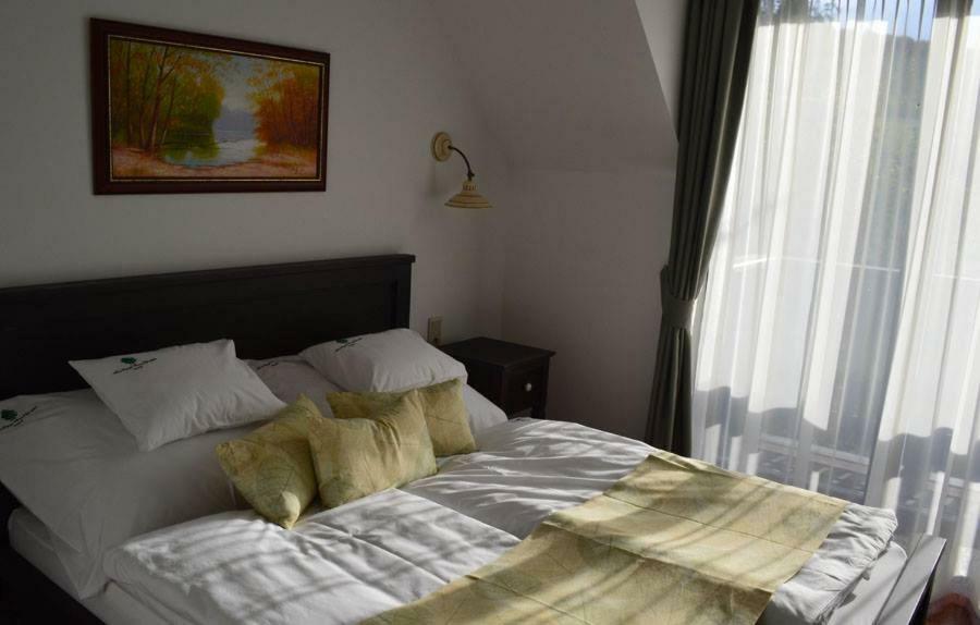 Somhegyi Oereg Harsfak Major Vendeghaz Bed & Breakfast Bakonybel Bagian luar foto