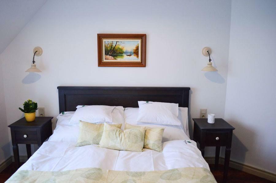 Somhegyi Oereg Harsfak Major Vendeghaz Bed & Breakfast Bakonybel Bagian luar foto