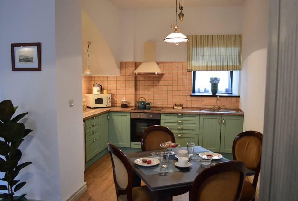 Somhegyi Oereg Harsfak Major Vendeghaz Bed & Breakfast Bakonybel Bagian luar foto